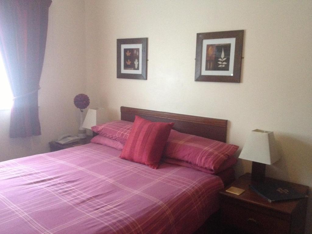 The Waverley Hotel Crewe Rum bild